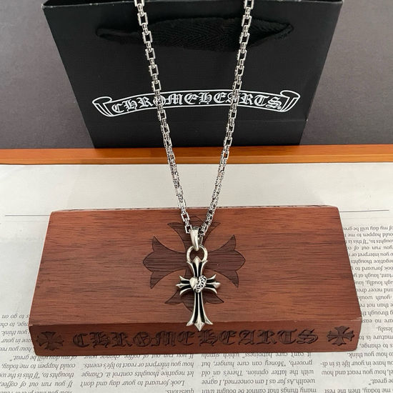 Chrome Hearts Vintage Heart Cross Pendant Necklace Jewelry