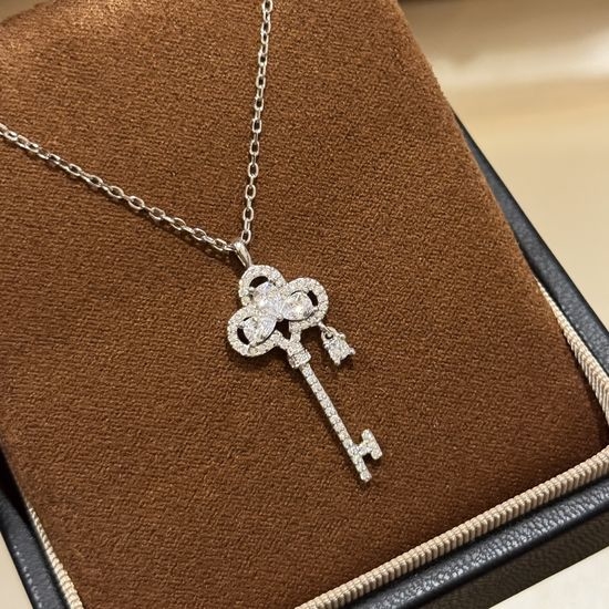 Tiffany & Co. Three Drop Key Pendant Silver Necklace