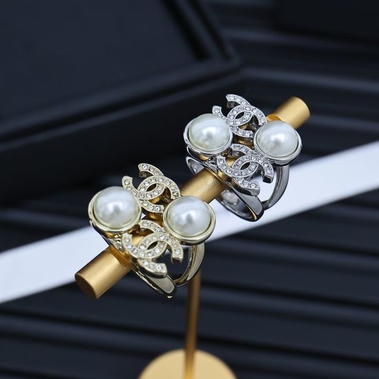 Chanel Pearl Rhinestone Ring With Symmetric Design