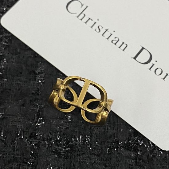Christian Dior CD Classic Mark Exquisite Craft Ring