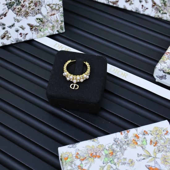 Christian Dior CD Double Layer Pearl Ring
