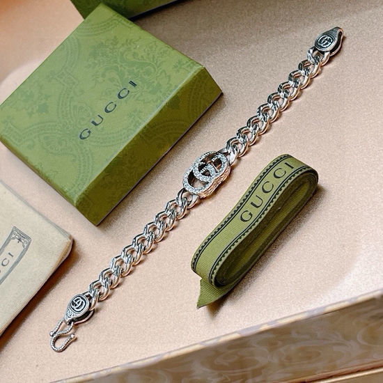 Gucci Classic Pattern Decorated Daily Bracelet
