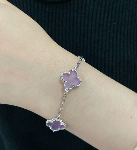 Van Cleef & Arpels VCA Purple Shell Four Leaf Clover Bracelet