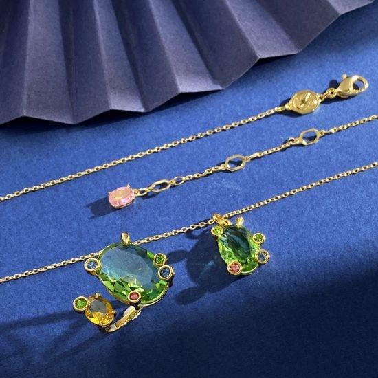 Swarovski Green Crystal Ring Necklace Set
