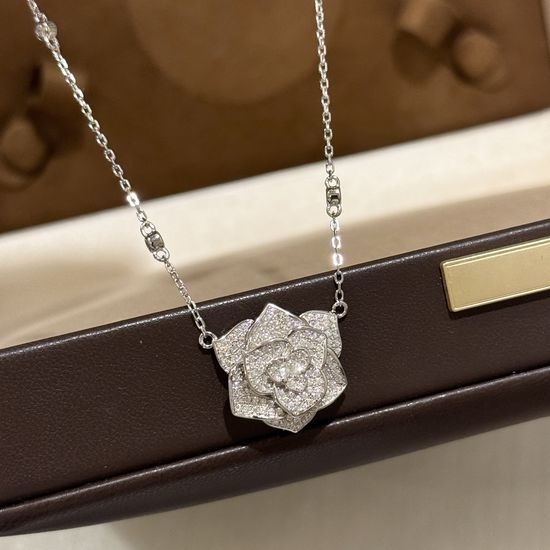 Piaget Elegant Rose Diamond Pendant Necklace