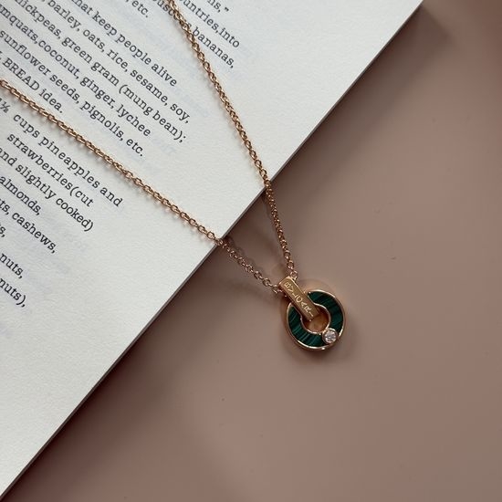Bvlgari Coin Pendant Necklace with Malachite