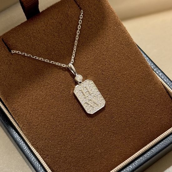 Harry Winston CZ Letter Pendant Silver Necklace