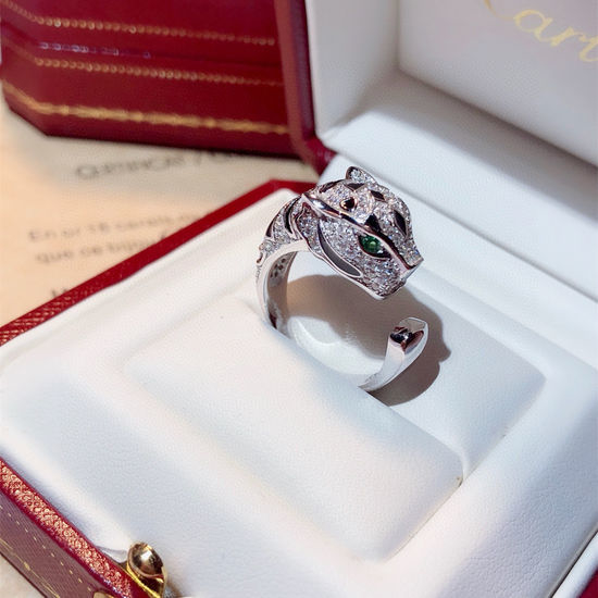 Cartier Leopard Head Open Ring Emerald Inlaid Micro Paved Zircon