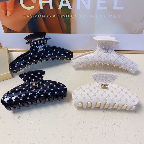 Chanel Plaid Pearl Hair Claw Clip