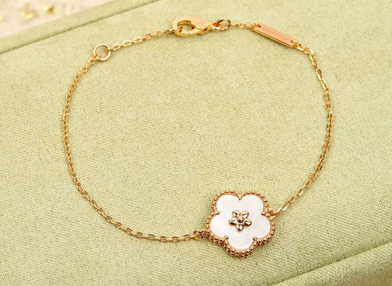 Van Cleef & Arpels VCA Delicate Plum Blossom Design Bracelet