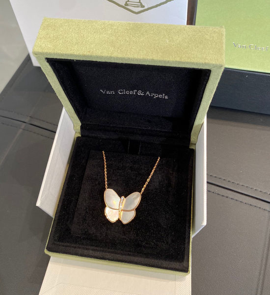 Van Cleef & Arpels VCA White Mother of Pearl Butterfly Necklace