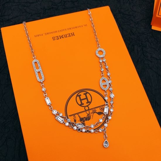 Hermes Simple Pig Nose Pendant Necklace