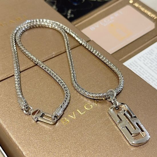 Bvlgari Classic Fan-shaped Pendant Necklace