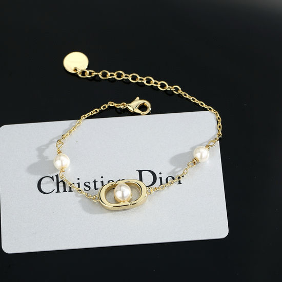 Christian Dior CD Elegant Pearl Beaded Chain Bracelet