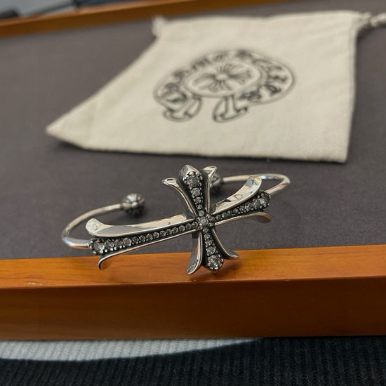 Chrome Hearts Vintage Cross Diamond Inlaid Bracelet