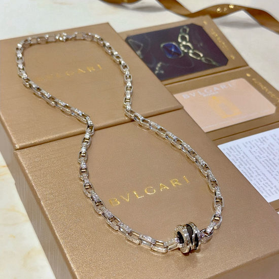 Bvlgari Elegant Fan Shape Pendant Necklace