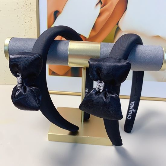 Chanel Side Bow Decorated Hair Hoop