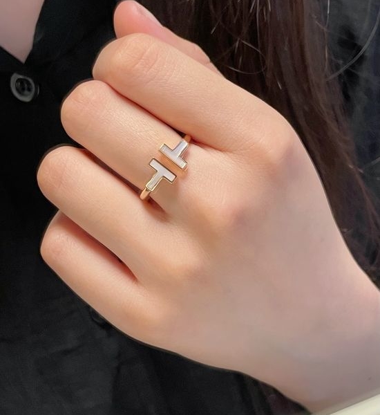 Tiffany & Co. Double T Mother of Pearl Ring Classic Design
