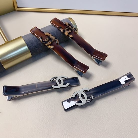 Chanel Acrylic Side Hair Clips Set