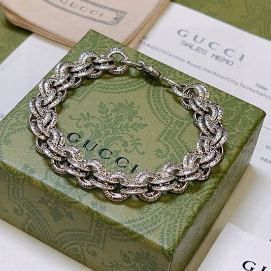 Gucci Classic Minimalist Daily Wear Bracelet