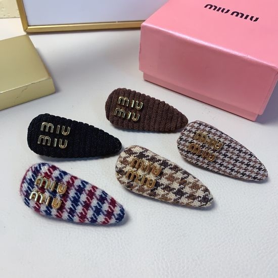 Miu Miu Letter Decorative Hair Clip