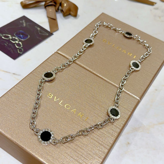 Bvlgari Elegant Snake Head Design Pendant Necklace
