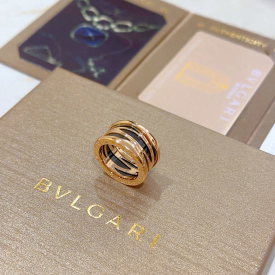 Bvlgari Classic Ceramic Ring Pendant Necklace