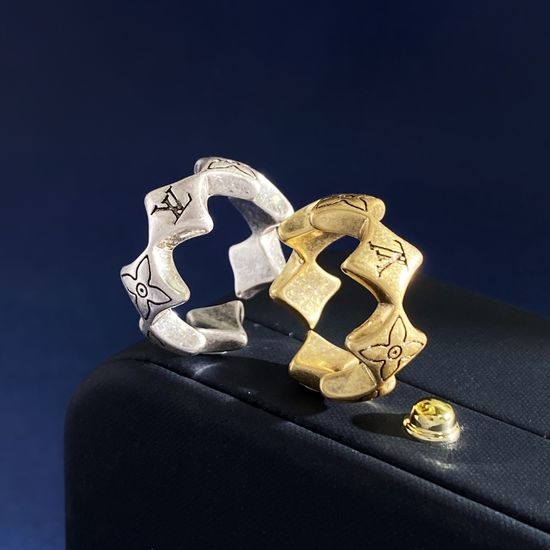 Louis Vuitton LV Vintage Cross Flower Open Ring