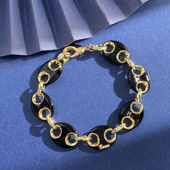 Gucci Enamel Detail Oval Link Bracelet
