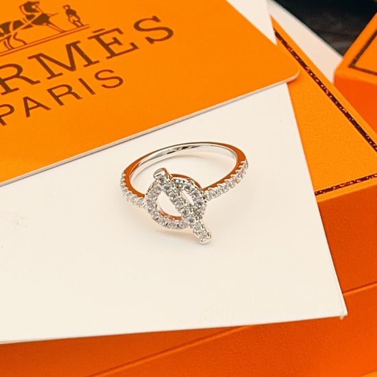 Hermes Silver Diamond Round Pig Nose Ring