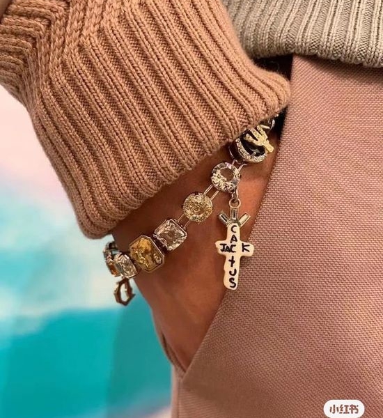 Christian Dior CD Exquisite Brass Bracelet Elegant Style
