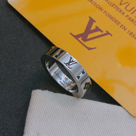 Louis Vuitton LV Vintage Unique Design Ring