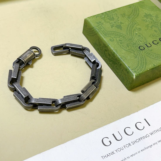 Gucci Classic Retro Texture Bracelet Elegant Jewelry