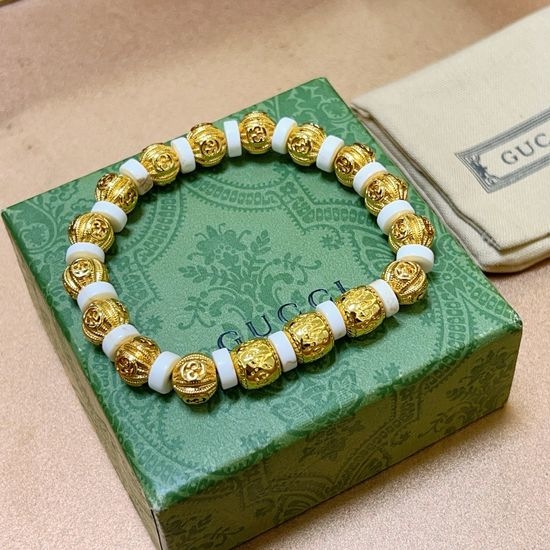 Gucci Natural Turquoise Beaded Bracelet