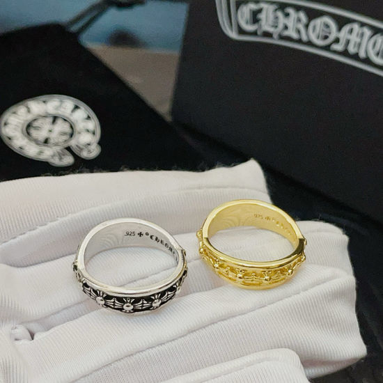 Chrome Hearts Vintage Cross Pattern Finger Ring