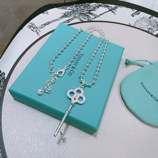 Tiffany & Co. Vintage Pendant Necklace Adjustable Length