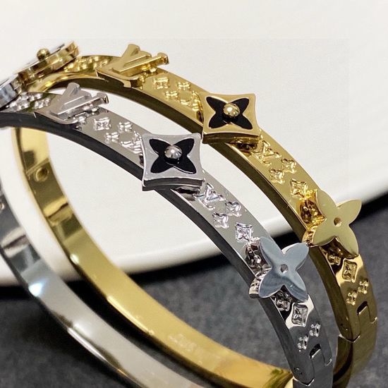 Louis Vuitton LV Classic Metal Bangle Premium Craftsmanship