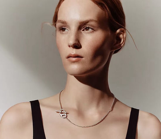 Hermes Gold Plated Elegant Pendant Necklace
