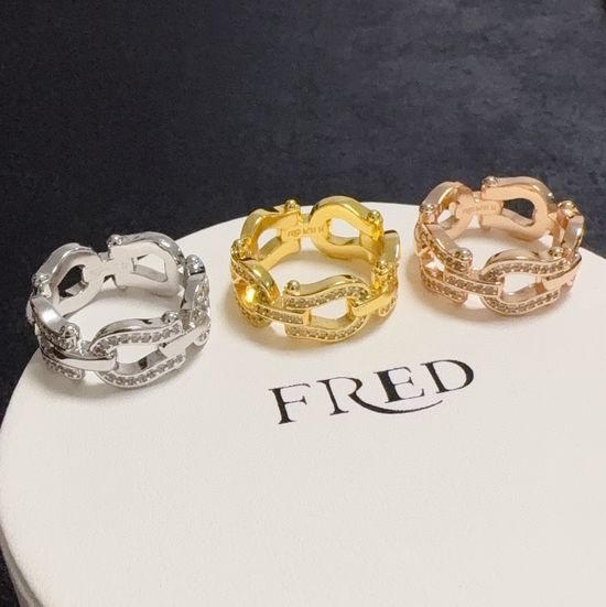 Fred Full Diamond Hollow Buckle Ring