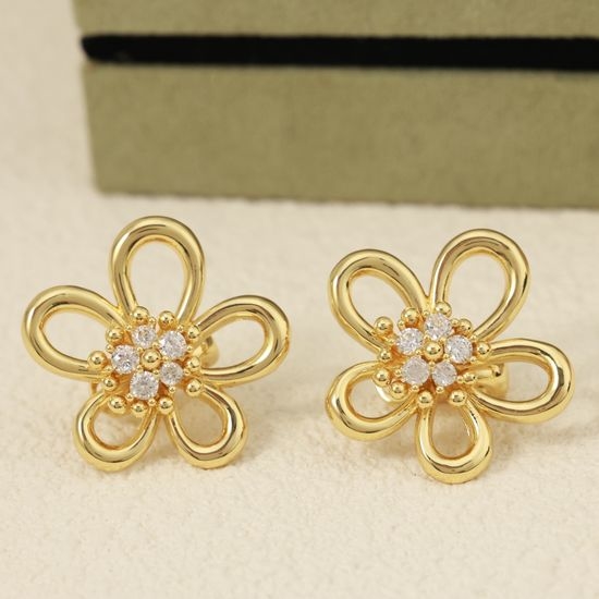 Van Cleef & Arpels VCA Flower Stud Earrings