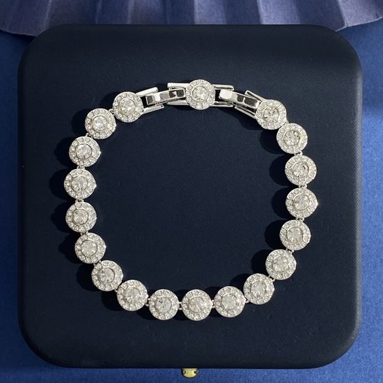 Swarovski Stylish Full Diamond Round Bracelet