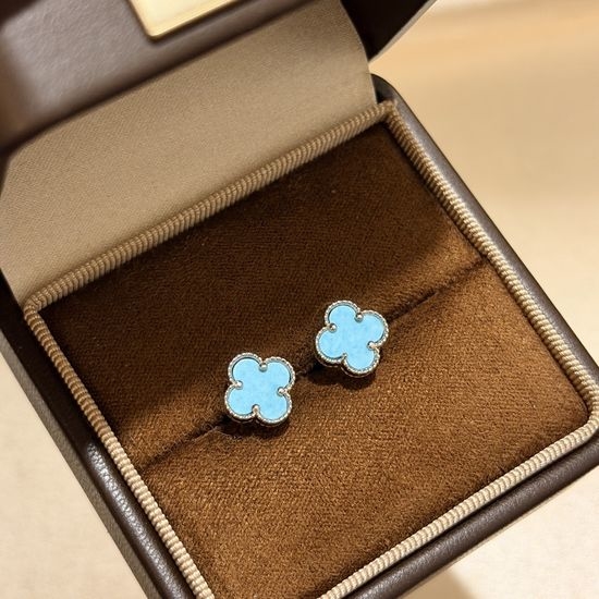 Van Cleef & Arpels VCA Turquoise Clover Stud Earrings
