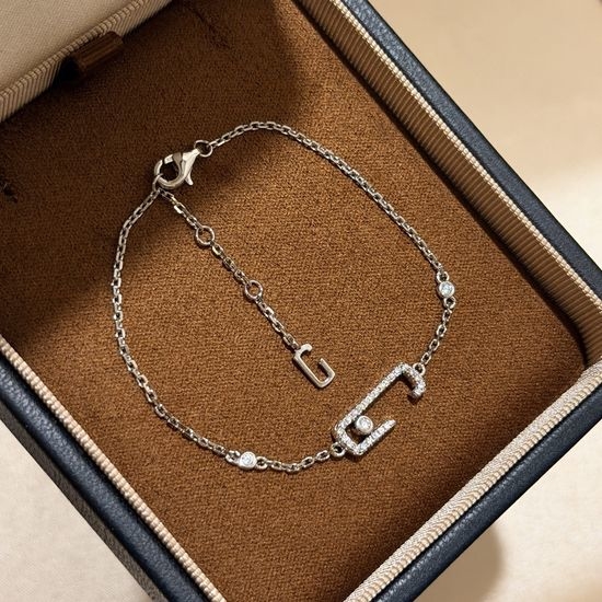 Messika Single Diamond Sliding Bracelet