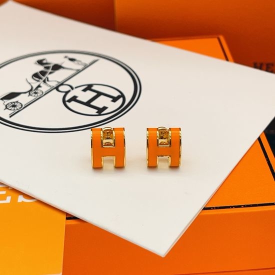 Hermes Classic Enamel Decor Gold Tone Stud Earrings