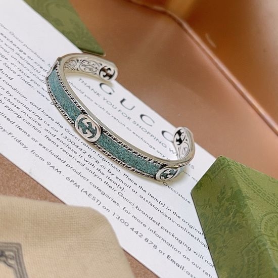 Gucci Marble Pattern Bangle Vintage Finished Design