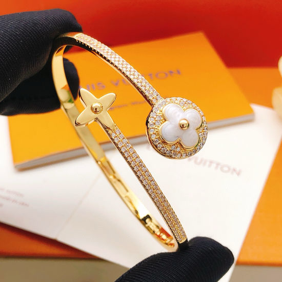 Louis Vuitton LV Smooth White Brass Bangle