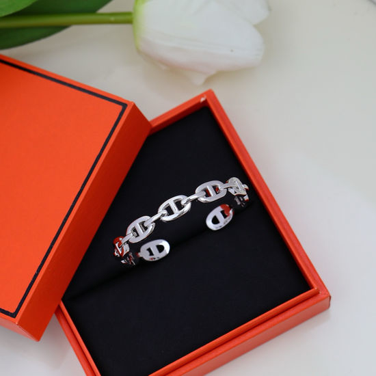 Hermes Classic Pig Nose Shape Bracelet