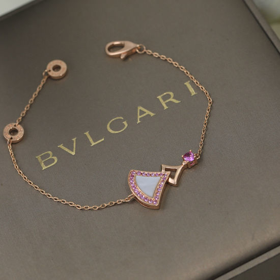 Bvlgari Red Agate Rose Gold Fan Bracelet