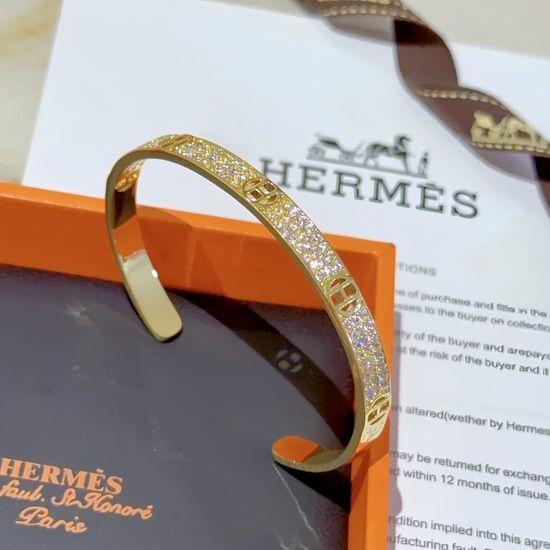 Hermes Premium Gold Plated Bracelet