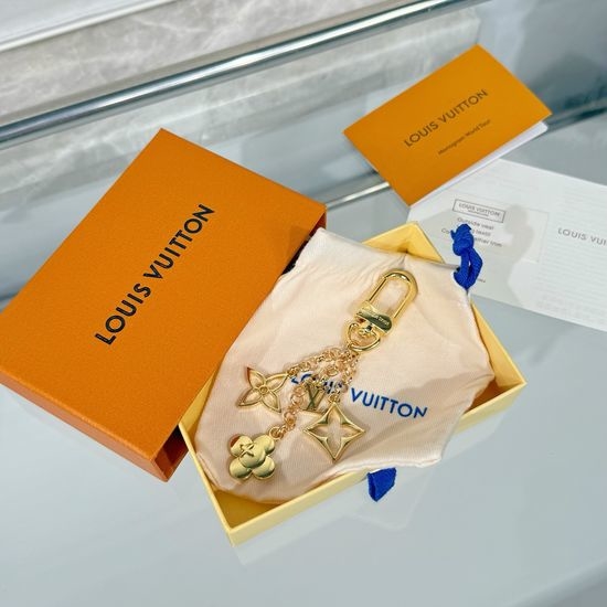 Louis Vuitton LV Four-Petal Hollow Out Keychain